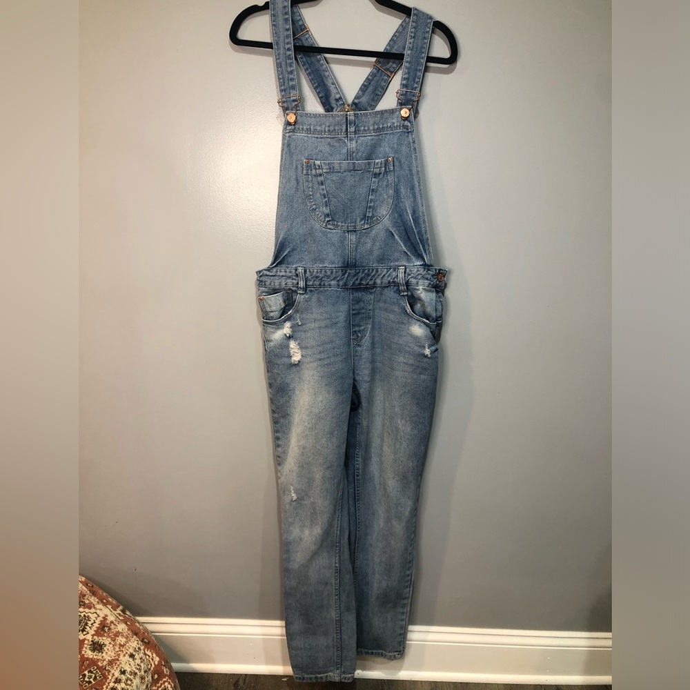 Zara Premium Wash Trafaluc Denim Distressed Overalls